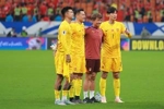 李昊今年能否接班国足一门？王大雷37岁，颜骏凌34岁，刘殿座35岁